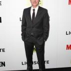 5c8ae46d2400004205a3dd58