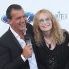 5c8a95f5230000dd042347d5