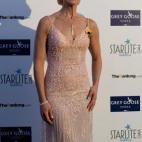 5c8a95f7230000dd042347e3