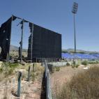 5c8a9cf2250000e203c94627