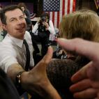 Pete Buttigieg. South Bend (Indiana), 1982. Secretario de Transporte.