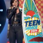 5c8a960e2000009d036f546e