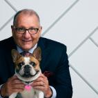 Con el paso del tiempo, el gru&ntilde;&oacute;n de Jay, jubilado y convertido en padre de nuevo, ya no tiene miedo de mostrar su lado sensible.