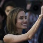 5c8b5977250000e203ca716e