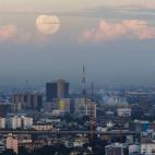 5c8b6af2200000430470b57a