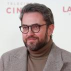 Presentador y escritor.