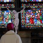 Afortunadamente, muchas de las valiosas vidrieras no fueron afectadas por las llamas