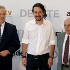 5c8aa847360000a61b6bd0e2