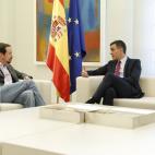 Momento de la reunión Sánchez-Iglesias