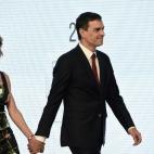 5c8aa84720000043046f7f0e