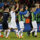 5c8b7fcc2500000704cad31c