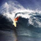 En esta playa, situada al norte de Hawaii y rodeada de paisajes tropicales, es donde se celebran anualmente algunos de los campeonatos más conocidos de surf, en el que han participado algunas estrellas de nuestro país como el zarauztarra Aritz...