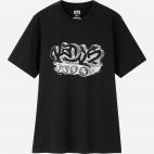 Camiseta diseñada por Kaws para Uniqlo.