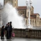 5c8b6205240000f7054d573c