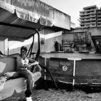 Autor de Italia - Sociedad: Barrio de Forcella, en Napoles. Según el fotógrafo, esta zona bajo poder de la Camorra desde los 70 es la mayor zona de venta de drogas en Europa.