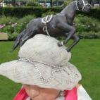 5c8b1d222000004504702c4a