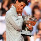 5c8b5dd2240000f7054d4ab5