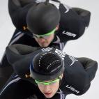 5c8b6992240000f7054d6a30