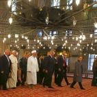 5c8a99be2500000704c94019