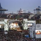 5c8b42522400000a05a46f87