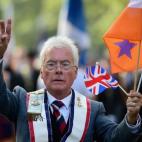 5c8b32c22400000a05a454db