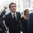 Pedro Martinez de la Rosa y su mujer a su llegada a la Catedral de Santander