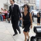 Ana Patricia Botín (d), acompañada por miembros de su familia,