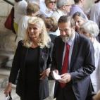 La ex ministra Isabel Tocino (i) y el exsecretario de Estado, Guillermo de la Dehesa