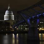San Paul, construida entre 1676 y 1710, es uno de los edificios más famosos y bonitos de Londres. Su cúpula, conocida por ser la segunda más alta del mundo, se puede ver prácticamente desde cualquier punto de la ciudad. Ver más fotos de San...
