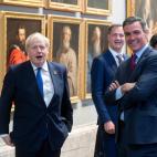MADRID, SPAIN - JUNE 29: The Prime Minister of the United Kingdom, Boris Johnson, (1l); the director of the Extraordinary Chair of Competitive Social Transformation at UCM and wife of Pedro Sanchez, Begoña Gomez (1r), and the President of the G...