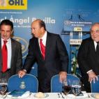 Con el presidente del Banco Santander, Emilio Botín, en la tribuna Foro de la Nueva Economía presidida por Miguel Ángel Revilla en 2008.