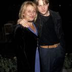 5c8a505e2400006d054bb43c