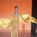 Madres y madrinas: Hannibal es para vosotras. Sus vestidos de fiesta gustan en las bodas de alto copete por sus diseños clásicos y sus colores fácilmente combinables. Mucho escote corazón, palabra de honor, un solo tirante... y esta temporad...