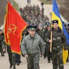 5c8b1e64240000f7054ce471