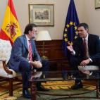 5c8b10cf360000c81a6c6259