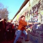 Apertura de un boquete el 12 de noviembre en Postdamer Platz.