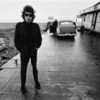 . ©BARRY FEINSTEIN PHOTOGRAPHY. All rights reserved, Bob Dylan, Aust Ferry, Bristol, 1966