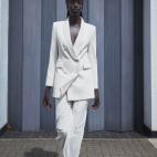 Traje con americana de doble botonadura