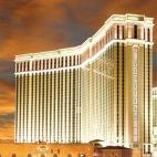 Durante un breve periodo de siete años (entre 2001 y 2008) Las Vegas, lugar muy dado a réplicas, tuvo su propio museo. El Guggenheim Hermitage Museum estaba situado en The Venetian Resort Hotel Casino, un emplazamiento poco común para un cent...