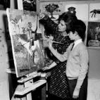 5c8a4707260000f903fe2357