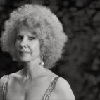 5c8a470e250000e203c8d4ae