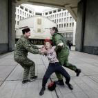 5c8af04b230000dd0423f1e6