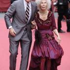 5c8a47192500000d04c8d4c8