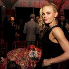 5c8a87a32300005300e6ae09