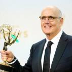 5c8aa3bf230000d50423677b