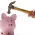 Una vez logre la independencia, Escocia y el Reino Unido deberán negociar la parte de deuda que asume el nuevo Estado. Lo primero que hay que decidir es la cuantía. Londres propone dividirla en función de la población de Escocia, pero Alex ...