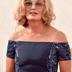 5c8aa3cb360000e01c6bc595