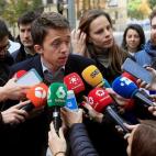 Errejón, atendiendo a la prensa