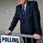 5c8b3aa82300003000e7e048