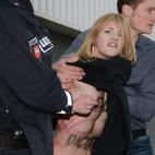 5c8a7d662500000704c91a85